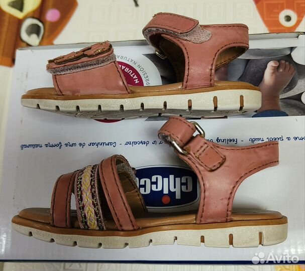 Сандалии для девочки Chicco