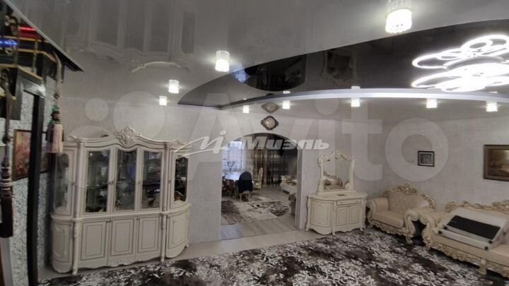 Дом 220 м² на участке 18 сот.