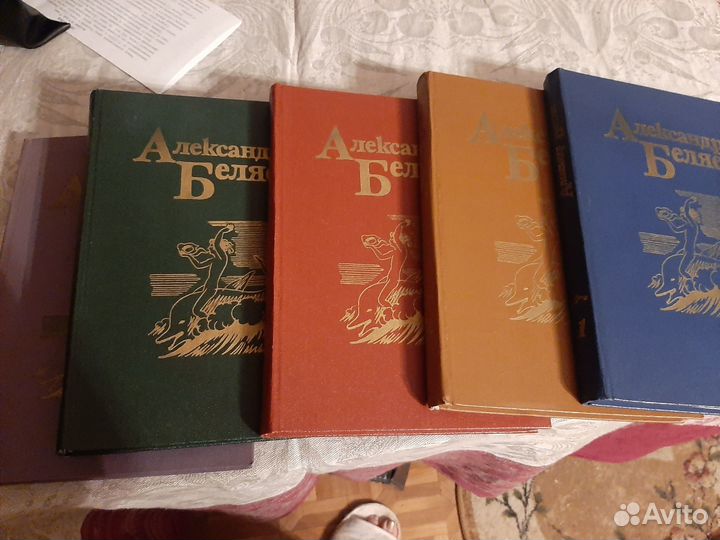 Продам книги