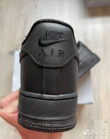 Nike Air Force 1 low black