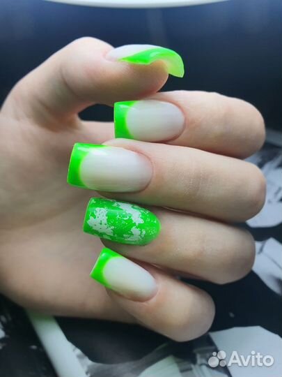 Маникюр