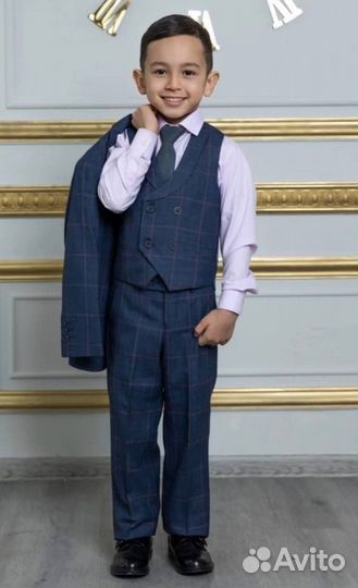Нарядный костюм тройка для мальчика