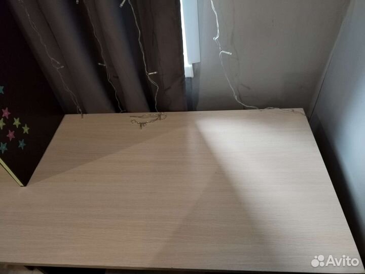 Стеллаж со столом