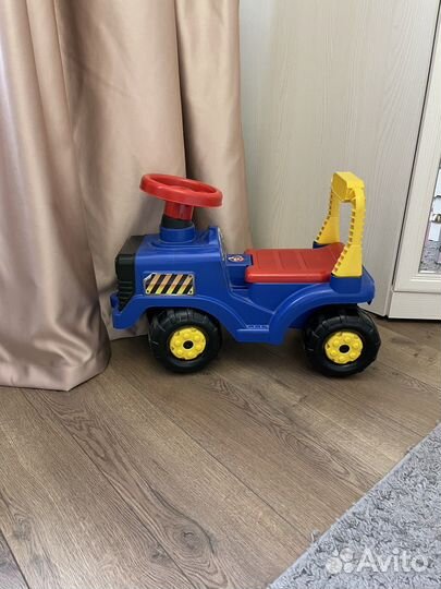 Детская машина каталка бу