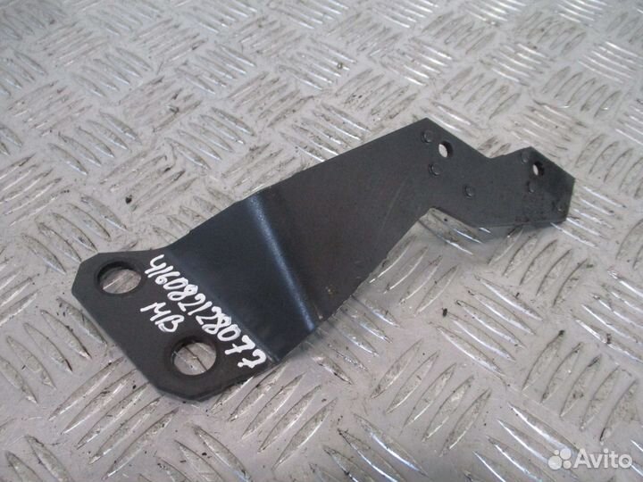 Кронштейн пневматических трубок Mercedes-Benz A961