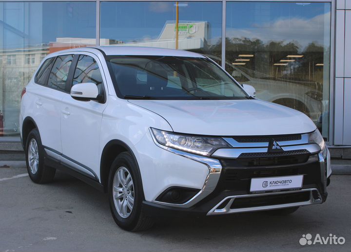 Mitsubishi Outlander 2.0 CVT, 2019, 120 000 км