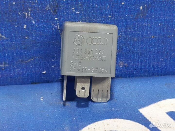 Реле Volkswagen Passat B5 универсал 1999