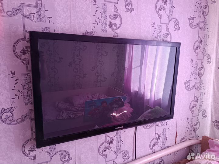 Телевизор ps50c430a1w и Телевизор lg 43lj519v