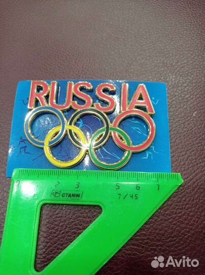 Знак/ значок олимпийские кольца russia