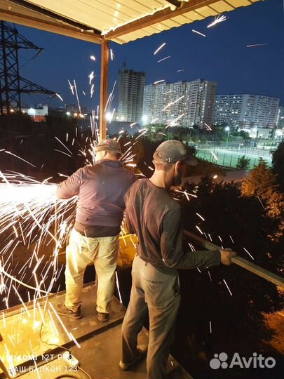 Остекление балконов и лоджий/Бесплатный замер