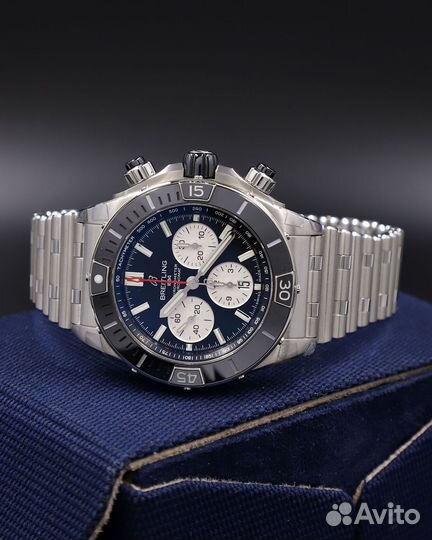 Часы мужские Breitling Super Chronomat B01 44 мм