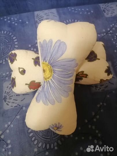 Декоративная подушка необычной формы