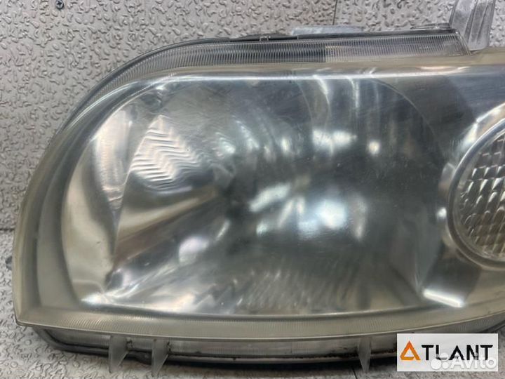 Фара передняя левая toyota porte