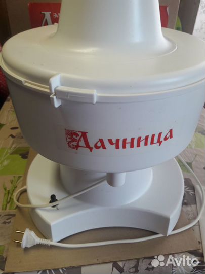 Соковыжималка большая