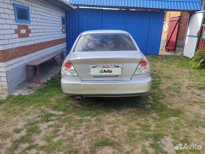 Mitsubishi Mirage 1.8 МТ, 2000, 234 000 км