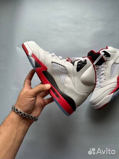 Кроссовки Nike Air Jordan 5 Retro fire red