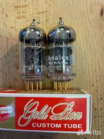 Лампа есс 82 В 749 Gold Lion Genalex