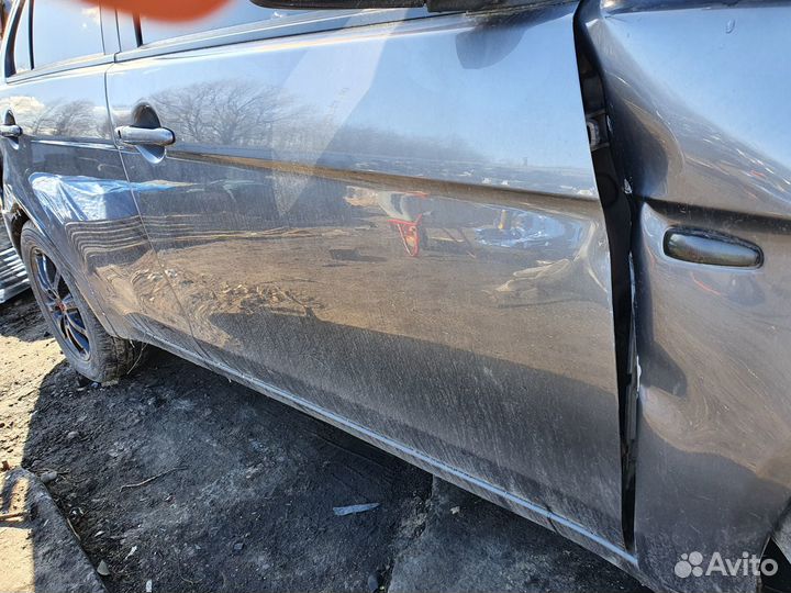 Дверь передняя правая lancer X cy лансер 10 серая