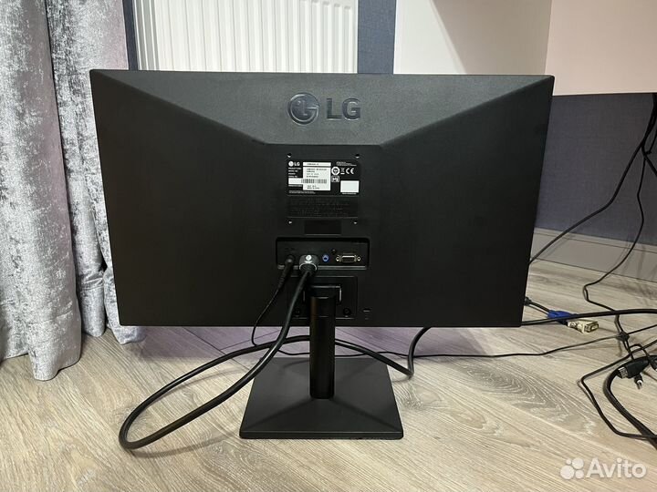 LG 22MK400H-B 21,5