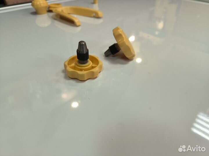 Ручки регулировки переднего дивана Газ 21