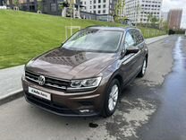 Volkswagen Tiguan 1.4 AMT, 2019, 50 000 км, с пробегом, цена 2 930 000 руб.