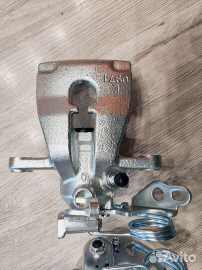 Суппорта тормозные задние Ford mondeo 4 galaxy