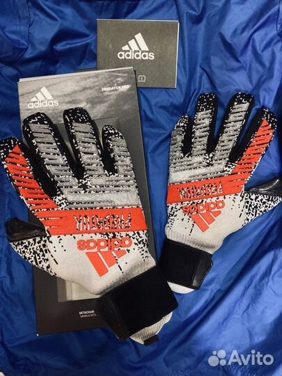 Профессиональные вратарские перчатки Adidas