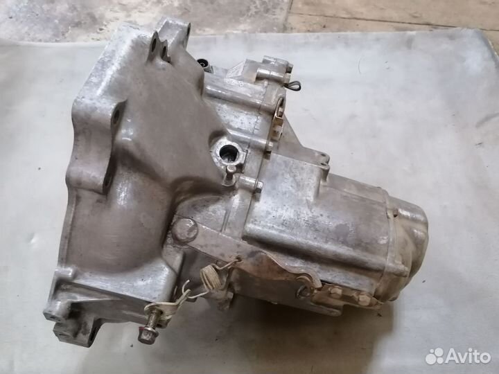 Механическая коробка передач Mazda 323 E5 1.5 1985