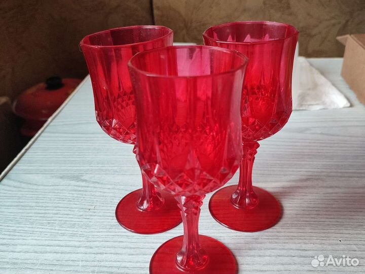 Фужеры для вина из пластика