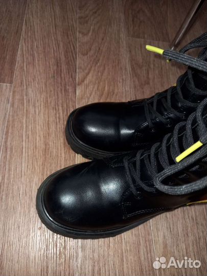 Ботинки демисезонные для девочки 33 размер