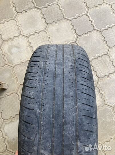 Hankook Radial K106 235/55 R18