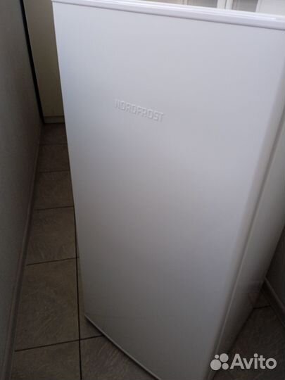 Продаю холодильник