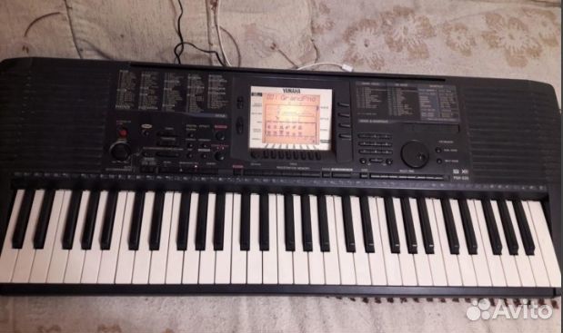 Синтезатор Yamaha PSR 330