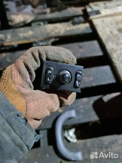 Регулировка зеркал nissan Serena c23