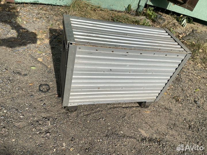 Кофр ящик на колесах универсальный