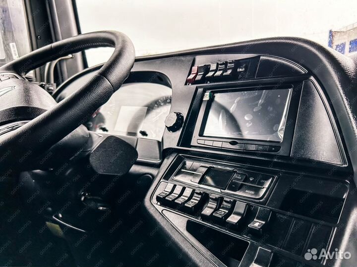 Sitrak ZZ4256V364HE, 2024