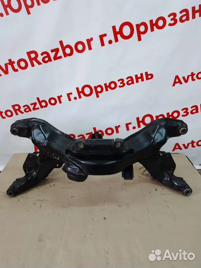 Подрамник передний Nissan Presage