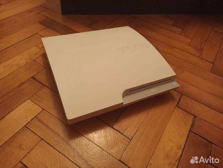 Sony PS3 slim белая 320 GB прошитая + 40 игр