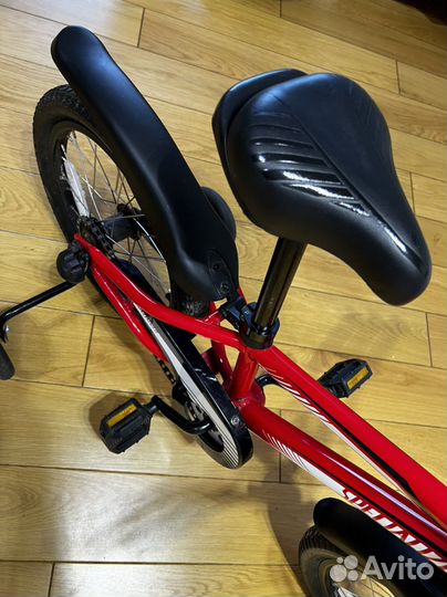 Детский велосипед 16 specialized hotrock