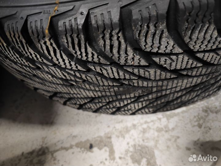 Колеса BMW 3 Series F30 Nokian 205/60 R16