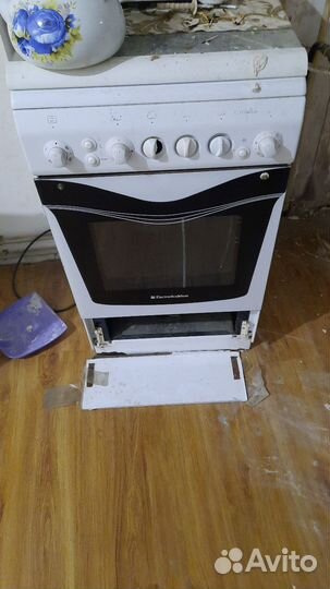 Газовая плита бу. Машина стиральная бу холодильник