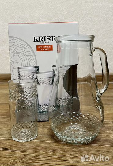 Набор кувшин со стаканами (новый)