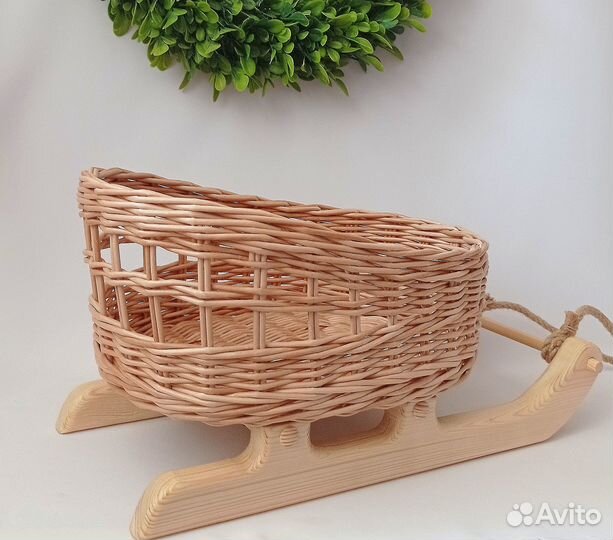 Плетеные санки. Санки для куклы