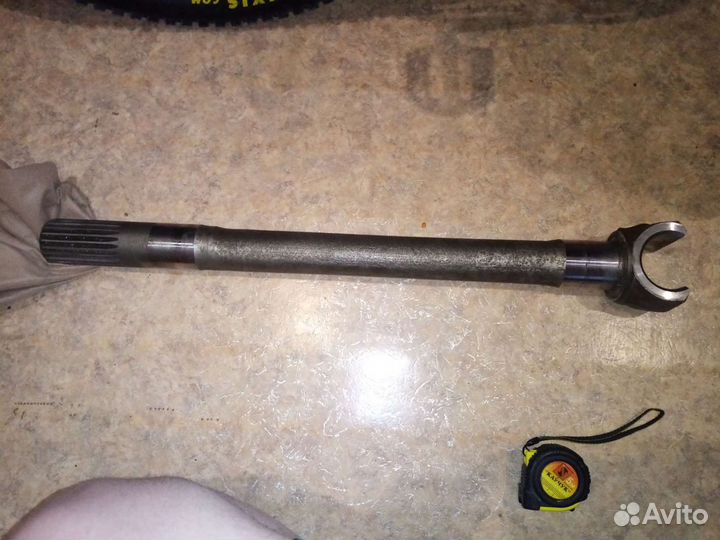 Полуось переднего моста