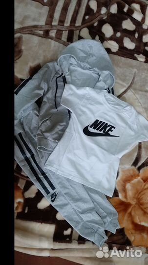 Спортивный детский костюм тройка