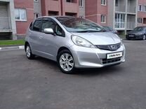 Honda Fit 1.3 CVT, 2011, 111 850 км, с пробегом, цена 850 000 руб.