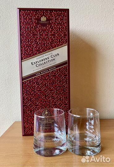 Коробка Johnnie Walker Explorers Club Collection