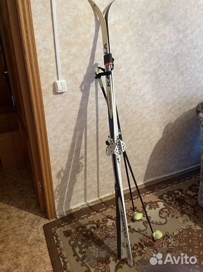 Лыжи, коньки, лыжные ботинки