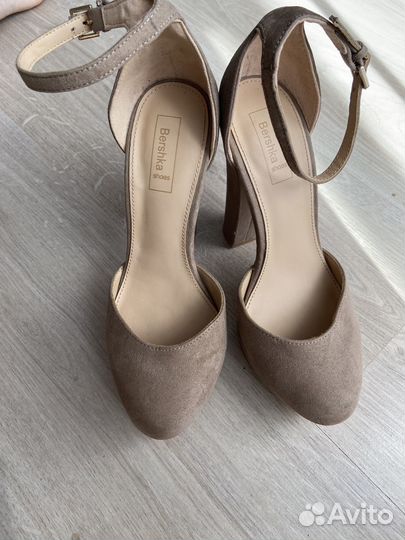 Туфли Bershka 36 размер женские