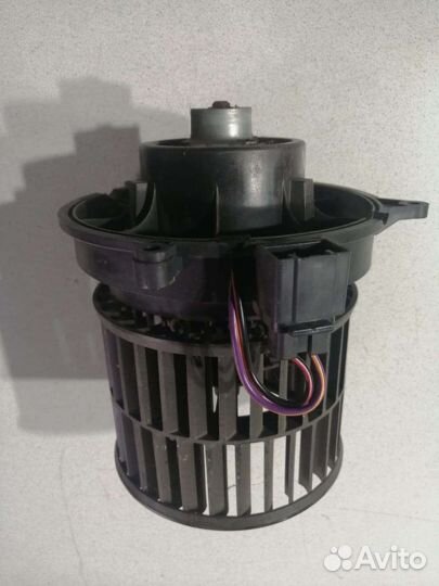 Моторчик печки отопителя Ford Fusion